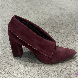 AEROSOLES Burgundy Studded Heels